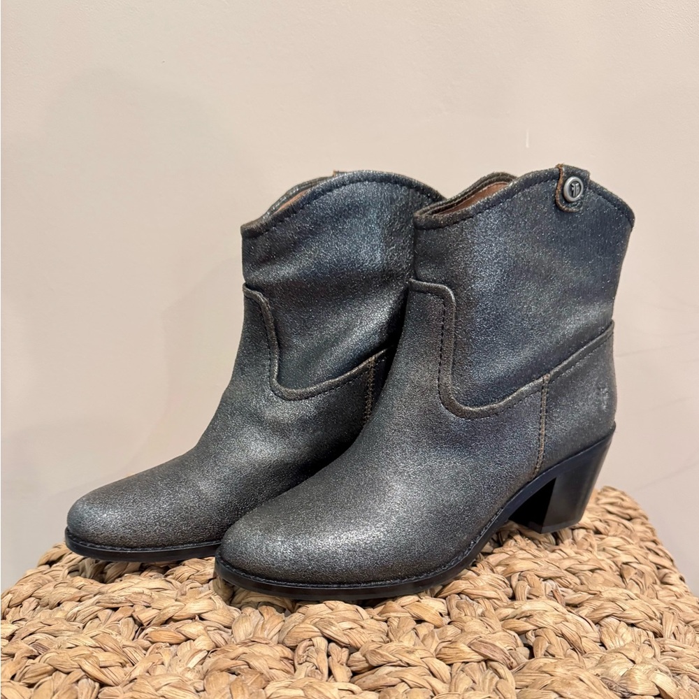 Frye size 6 Sparkle Brown Ankle Boots